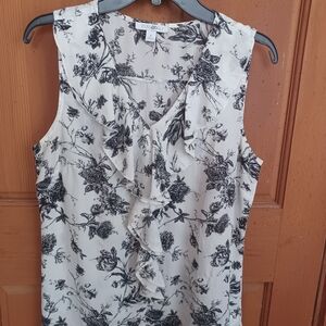 Roz & Ali Monochrome Floral Sleeveless Blouse